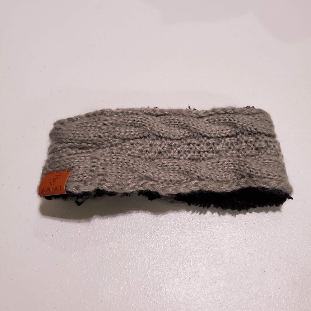 Ariat Women Headband OS Gray Cable Knit‎ Sherpa Lined Head Wrap Logo